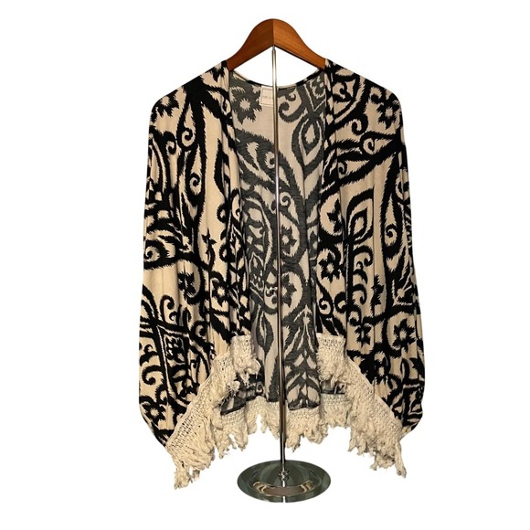Accessories - Hershe Women's Black and Beige Patterned Kimono With Crochet Fringe - Size L